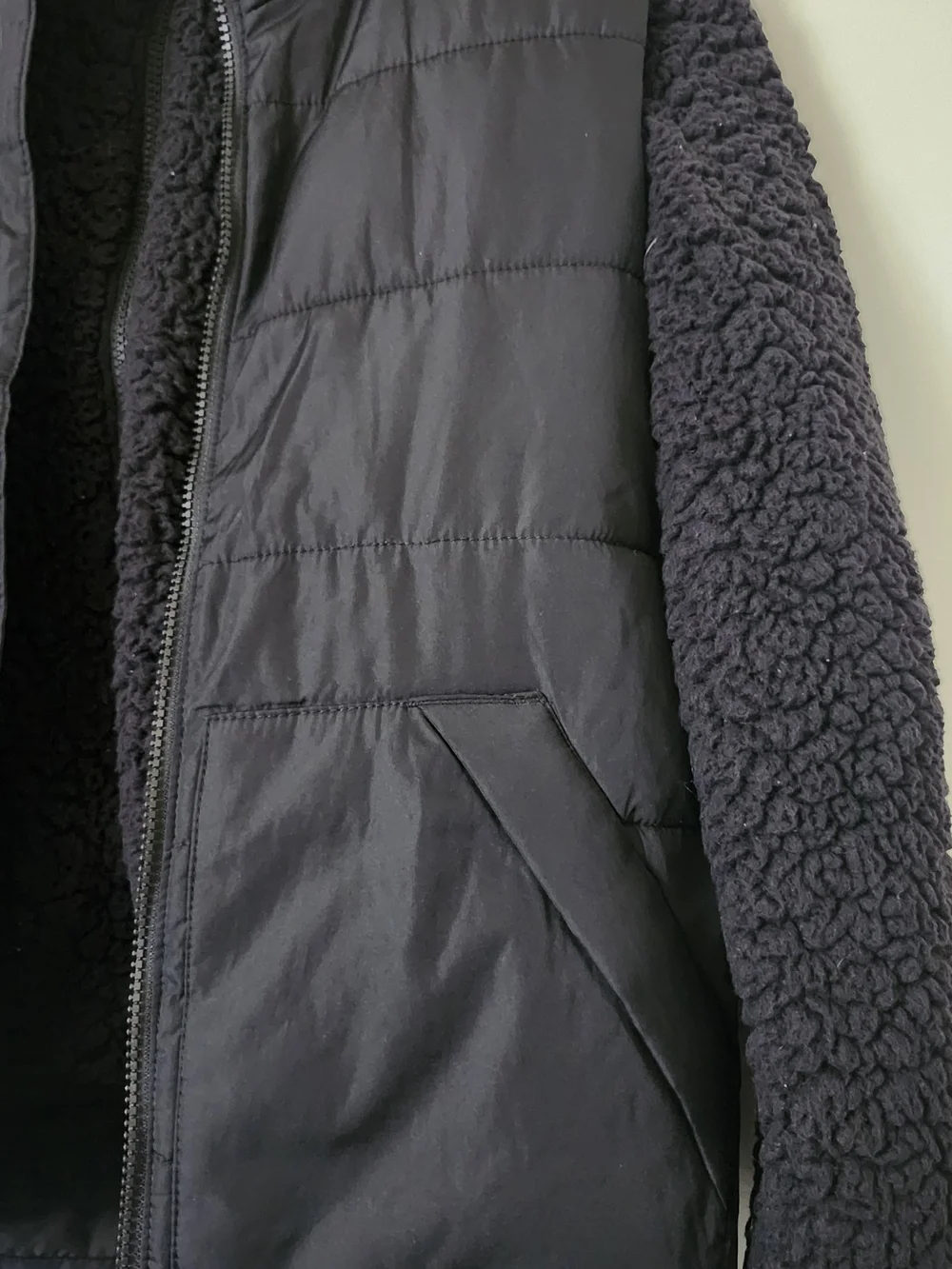 GAP warm black